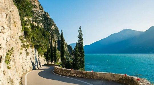 Lake Maggiore Tour with Pickup and Dropoff Included