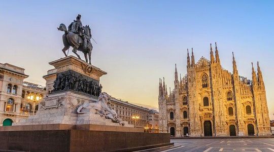 Milan Private Walking Tour with a Local