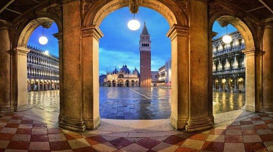 The Heart of Venice: A Self-Guided Audio Tour