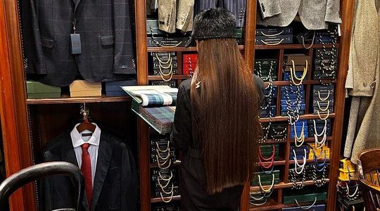 Private Edinburgh Fashion & Personal Shopping Experience