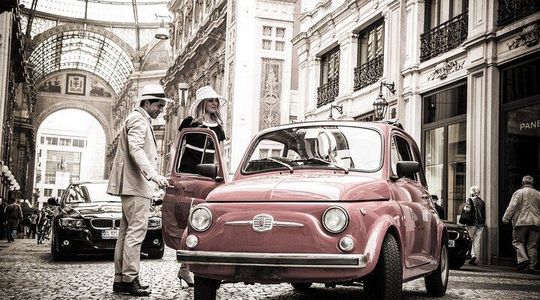 1 Hour Dolce Vita Vintage Fiat 500 Slow Tour in Milan