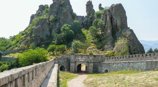 Small Group Tour to Belogradchik Fortress&Venetsa Cave from Sofia