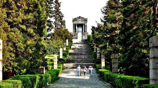 Avala Mountain Private Tour