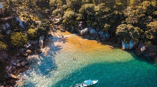 Full-Day Trail to 6 hidden Beaches, Colomitos & Snorkeling