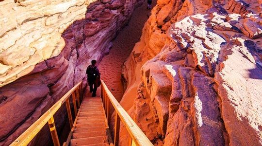 Dahab Safari from Sharm El-Sheikh: Canyon Salama and Blue Hole