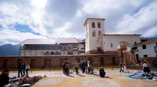 Sacred Valley of the Incas Day Tour with Buffet Lunch