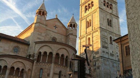 Modena Day Trip from Bologna with a Local: Private & Personalized