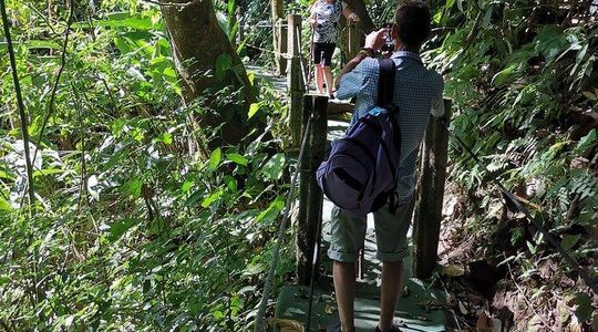 El Valle de Anton - Hiking and Swimming