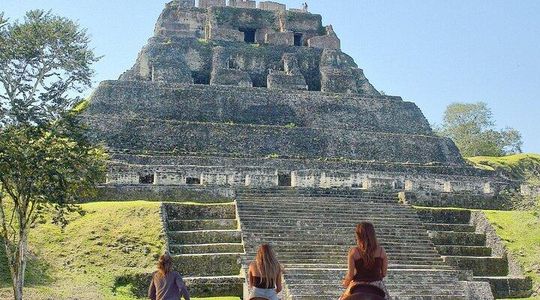 Xunantunich Mayan Ruins CHOCOLATE MAKING Tour
