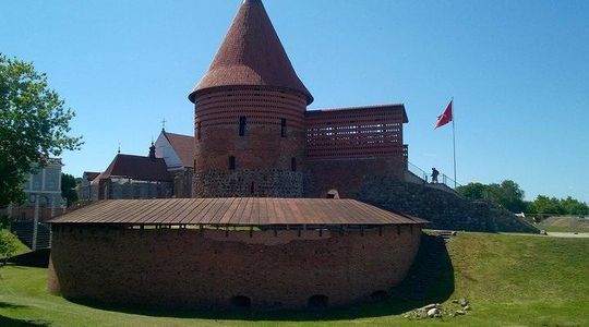 Kaunas Old Town tour + IX Fort Museum (BONUS)