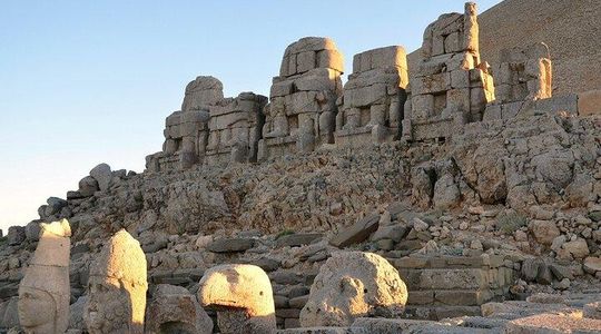 Nemrut Dağı Fast-Track Ticket: Skip the Line, Mt. Nemrut!