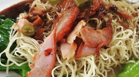 Chinatown Heritage and Local Street Food Small Group Tour
