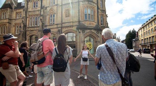 Private 2-Hour Cambridge Walking Tour With University Alumni Guide