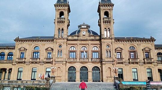 San Sebastian History & Highlights Walking Tour | Small Group