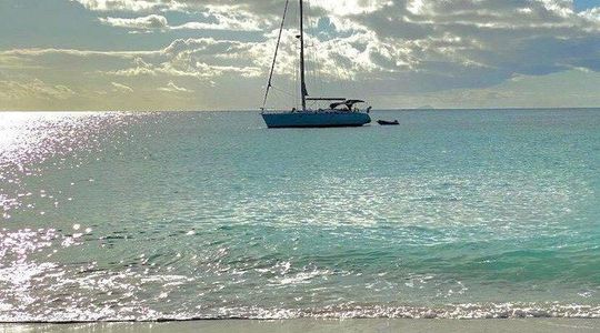 Explore Antigua Private Sailing Charters