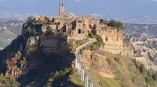 The spectacular dying city Civita di Bagnoregio&the Monster Park