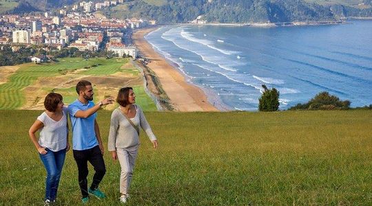 Private tour to Zarautz, Getaria & Zumaia from San Sebastian