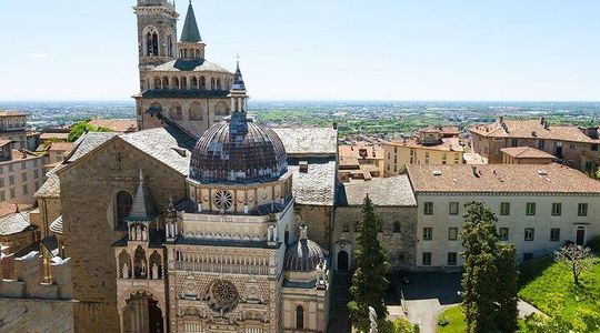 Private Audio Guided Walking Tour in Bergamo