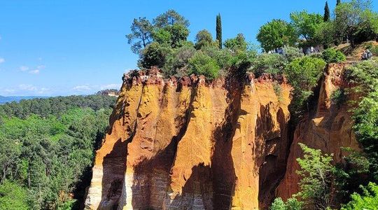 Private Day Tour in Picturesque Villages of Luberon