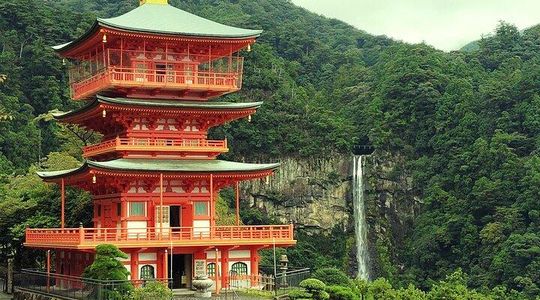 Wakayama: Kumano Nachi Taisha, Seiganto-ji & Waterfall Tour