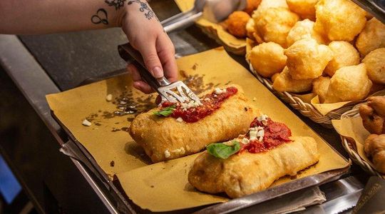 Not Just Another Naples Street Food Tour with Tastings