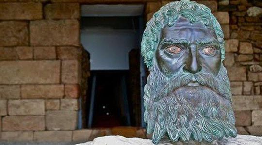 Thracian Tombs Tour in the Valley of the Thracian Kings