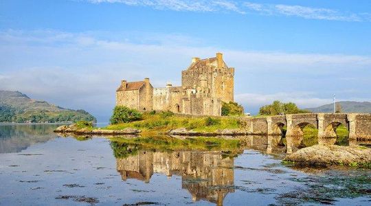Edinburgh: Eilean Donan, Loch Ness & Glenfinnan - 2 Day Tour