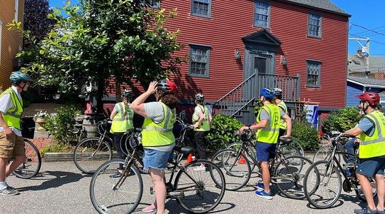 City of Portsmouth Guided Bike Tour- Explore & Stop at Landmarks
