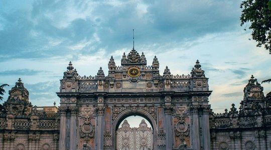 Istanbul Dolmabahce Palace and Harem Fast Track and Audio