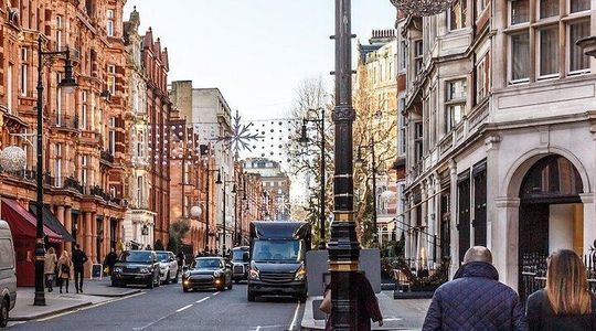 London’s Most Luxurious Neighbourhood: A Self-Guided Audio Tour of Mayfair