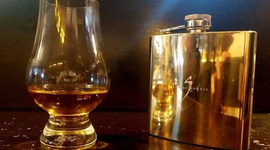 Cork City Walking Tour with Whiskey Tasting Experience