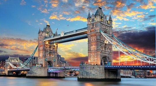 London History and Highlights Private Walking Tour