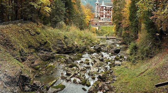 Iseltwald Giessbach Falls and Brienz Tour