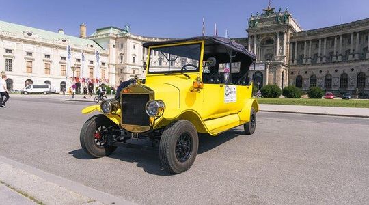 Vienna Hidden Gems and Coffee Houses Premium