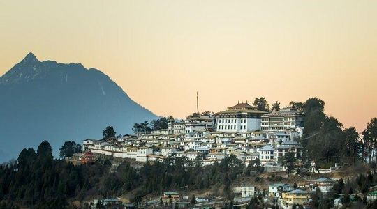 The Buddhist Monasteries Tour of Bomdila, Tawang & Dirang