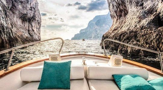 Capri Island Boat Tour with Snorkeling Drinks and Free Time