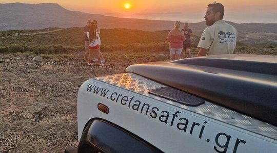 Half Day Sunset Tour in Rethymno with Dinner and Wine