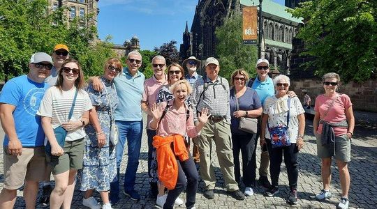 Glasgow City Centre Walking Tour with Local Guide