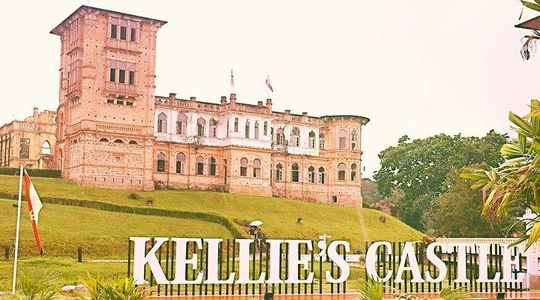Ipoh Gua Tempurung, Caves Temples, Mirror Lake and Castle Tours