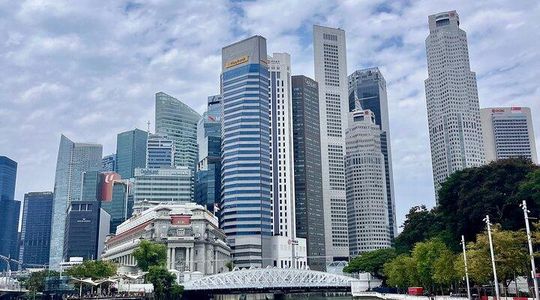 Singapore: A Journey from Colonial Roots to Modern Marvels