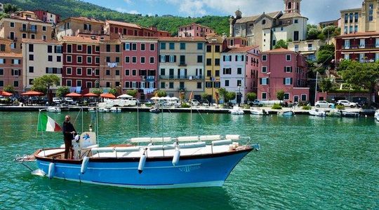 Mini cruise Private Tour of five lands & Porto venere 8 hours