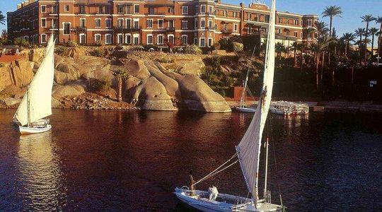 Sunset Felucca Ride with Tea & Scenic Nile Views – Aswan