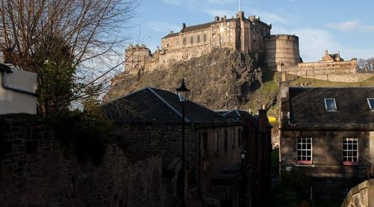 Edinburgh City Centre Private and Personal Full Day Driving Tour