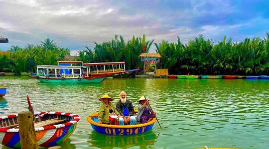 Hoi An Basket Boat Coconut Forest and Local Crafts Experience