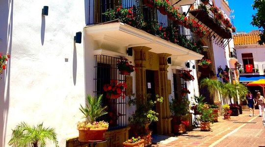 The Magic Coins of Marbella: Outdoor Escape Adventure
