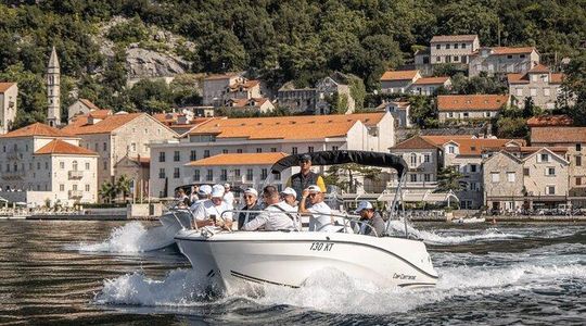 Kotor: Relaxing 3h Tour to Lady of the Rocks and Perast