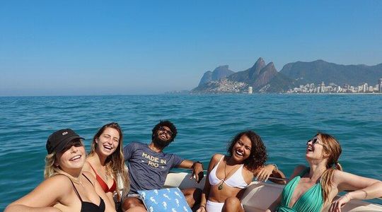 Rio de Janeiro: Boat Tour with Beer!