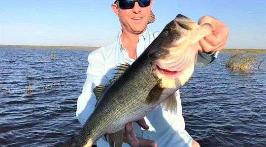 Private Lake Istokpoga Trophy Bass Charter in Sebring