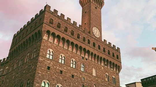 Private Tour of Florence in the symbolic places of the Medici and Gelato
