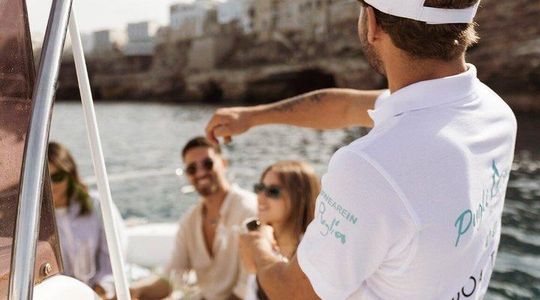 Polignano a Mare Scenic Boat Tour of the Caves with Aperitif